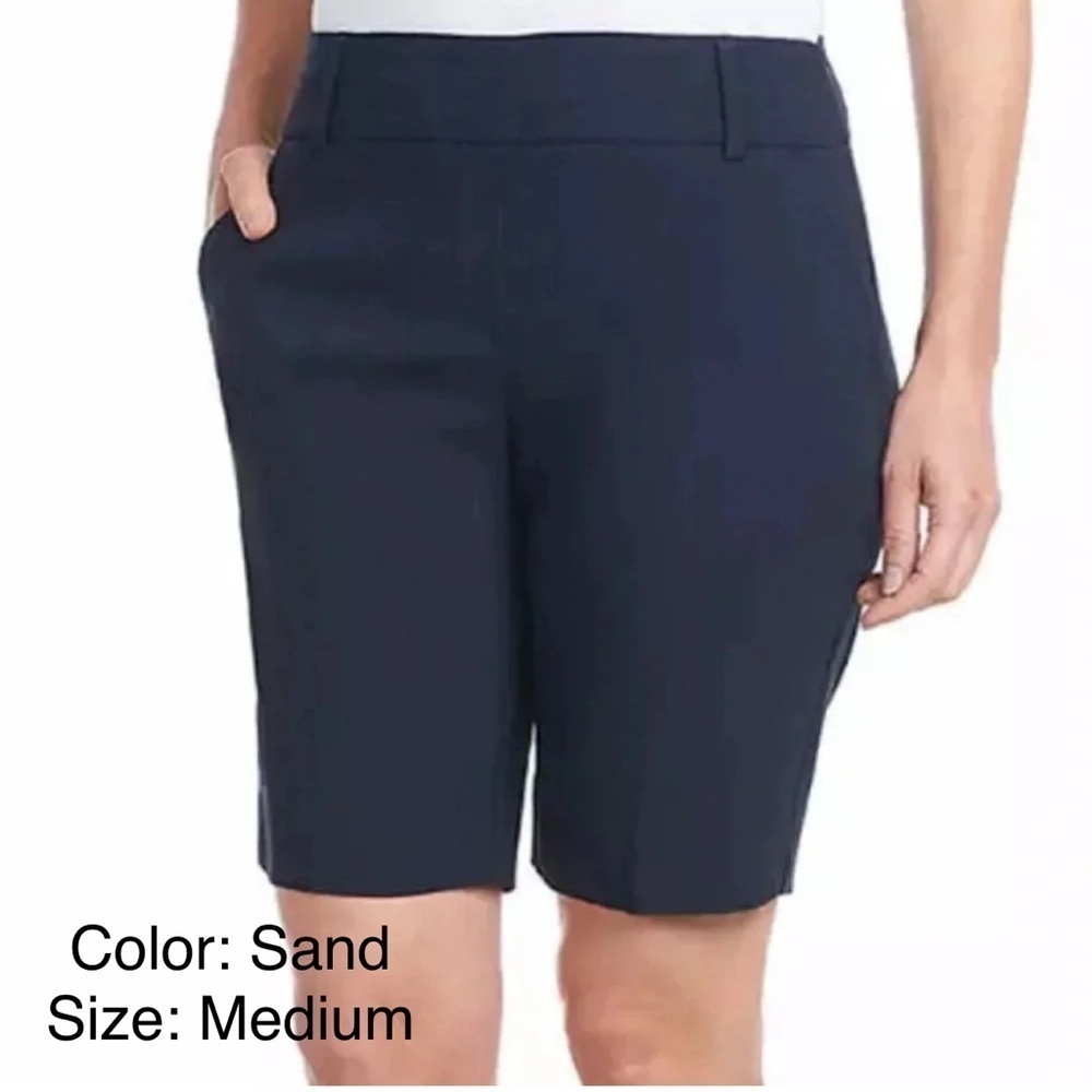 Hilary Radley Women's Pull On Mid Rise Stretch Comfort Bermuda Shorts Medium